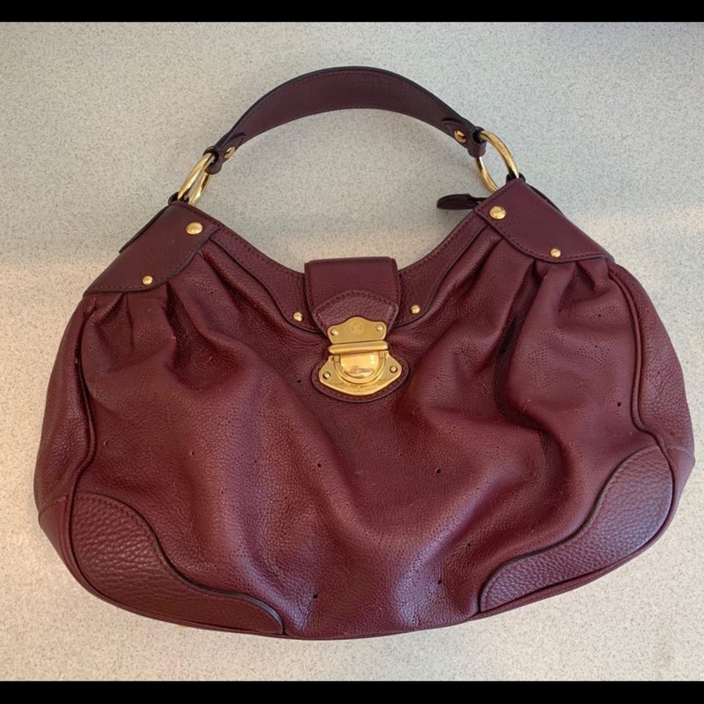 100% authentic vintage LV shoulder bag